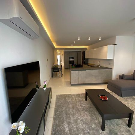 Tigne Sliema Three Bedrooms Apartment Exterior photo