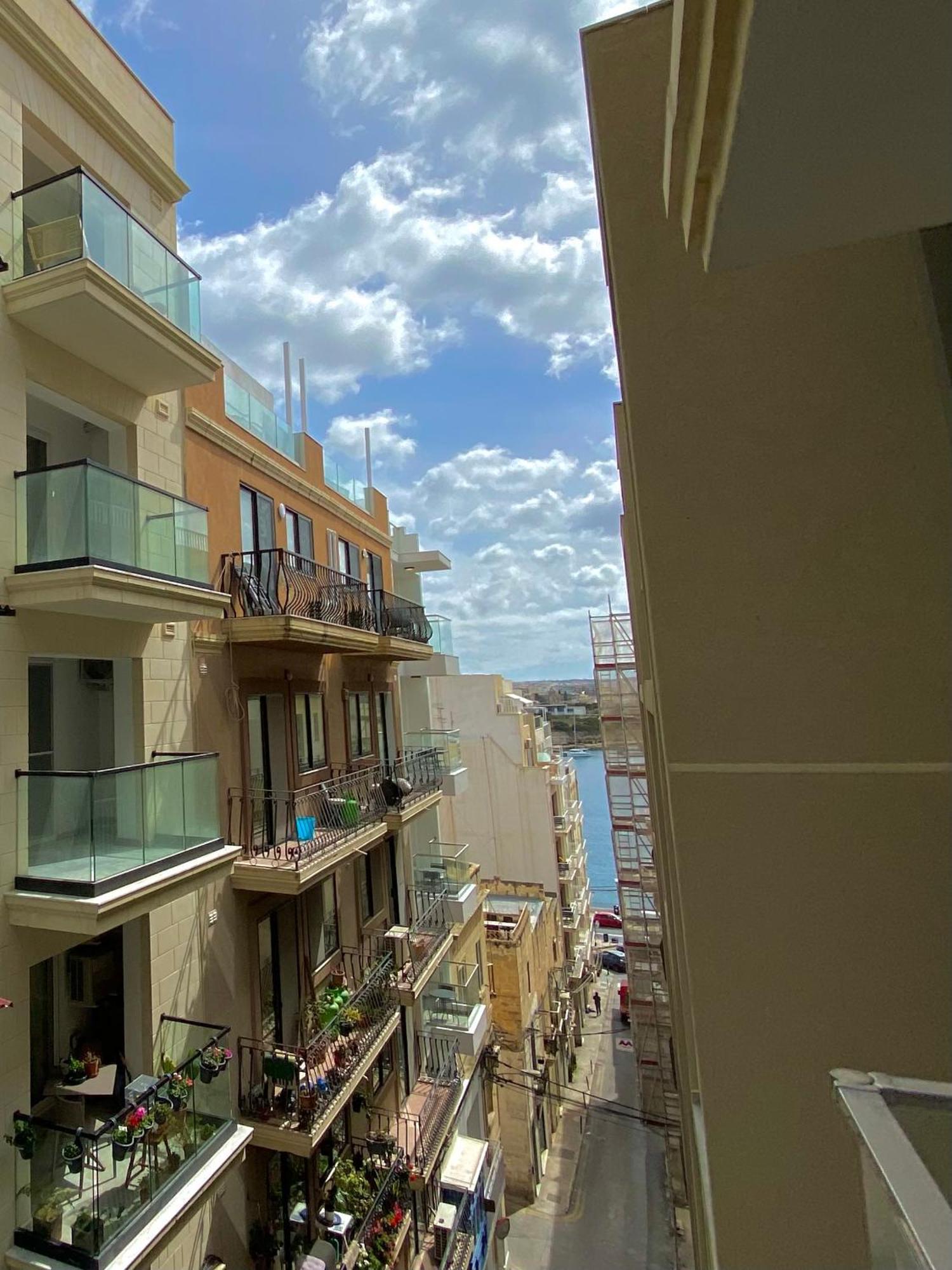 Tigne Sliema Three Bedrooms Apartment Exterior photo