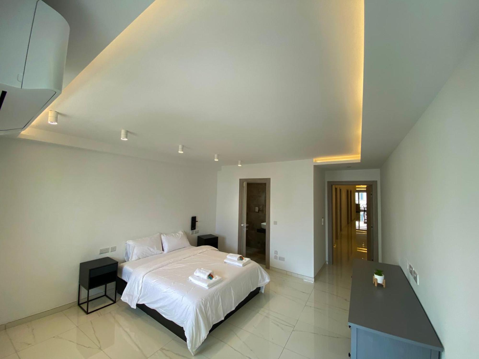 Tigne Sliema Three Bedrooms Apartment Exterior photo