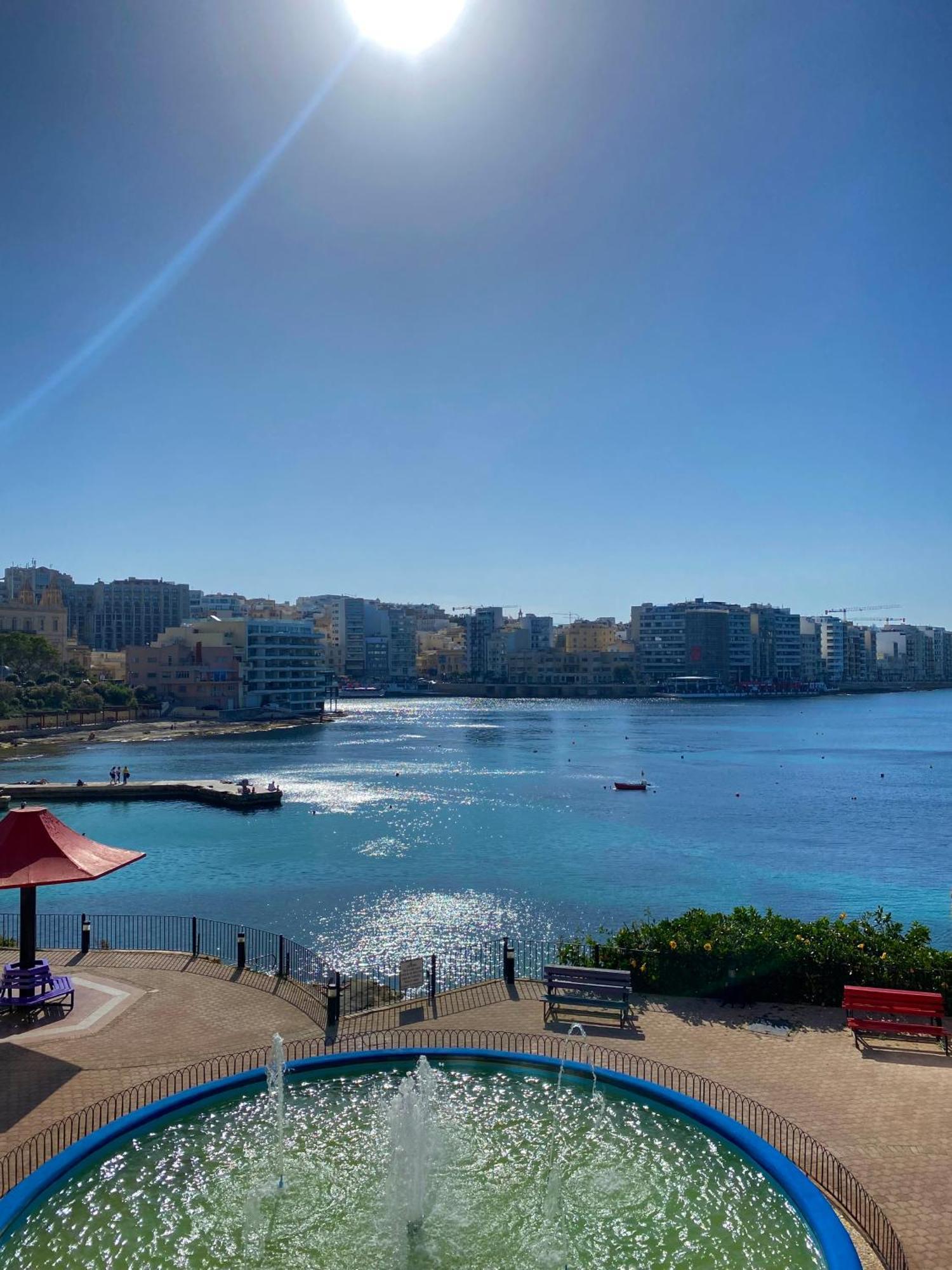 Tigne Sliema Three Bedrooms Apartment Exterior photo